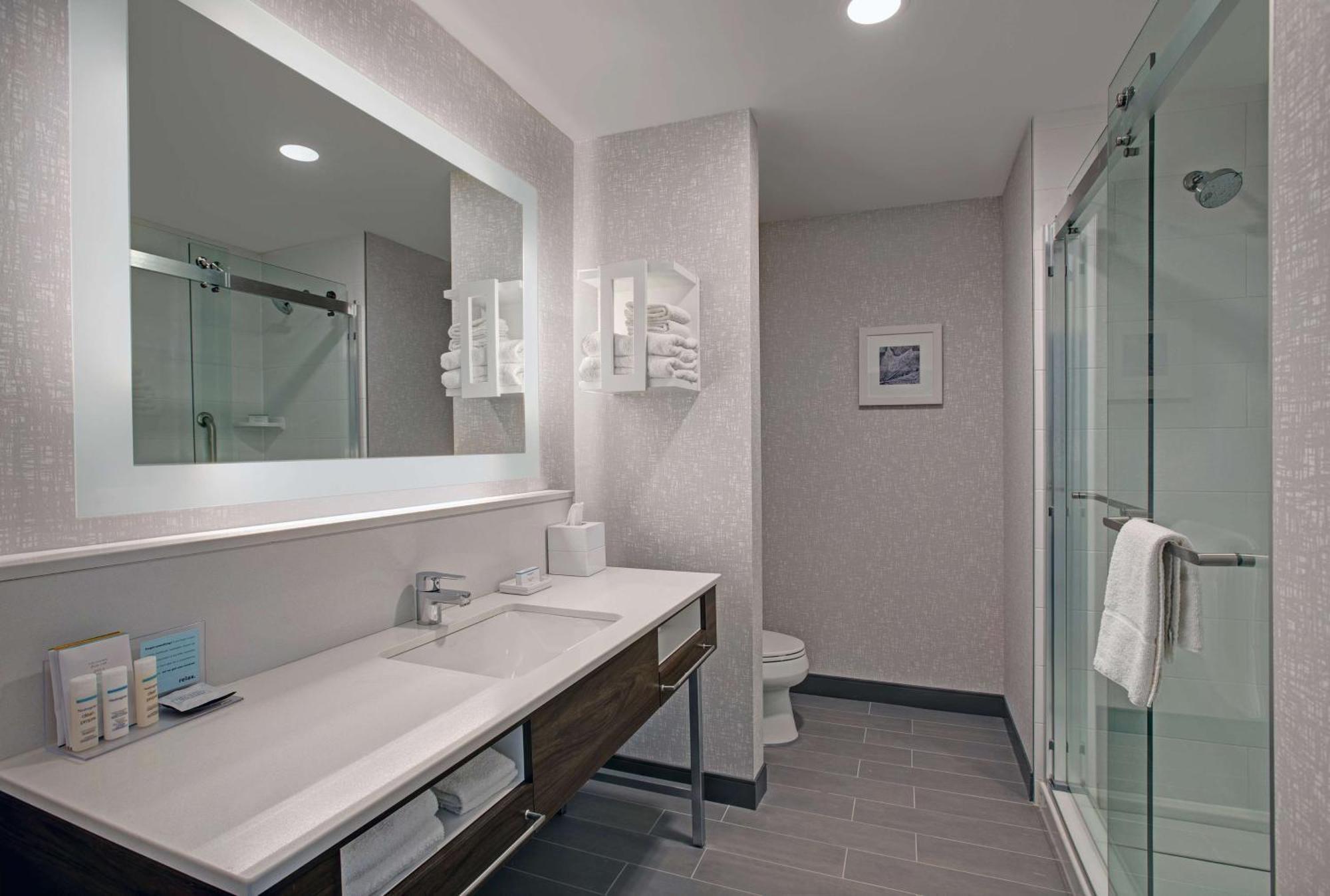 Hampton Inn & Suites By Hilton Waterloo St. Jacobs Екстериор снимка