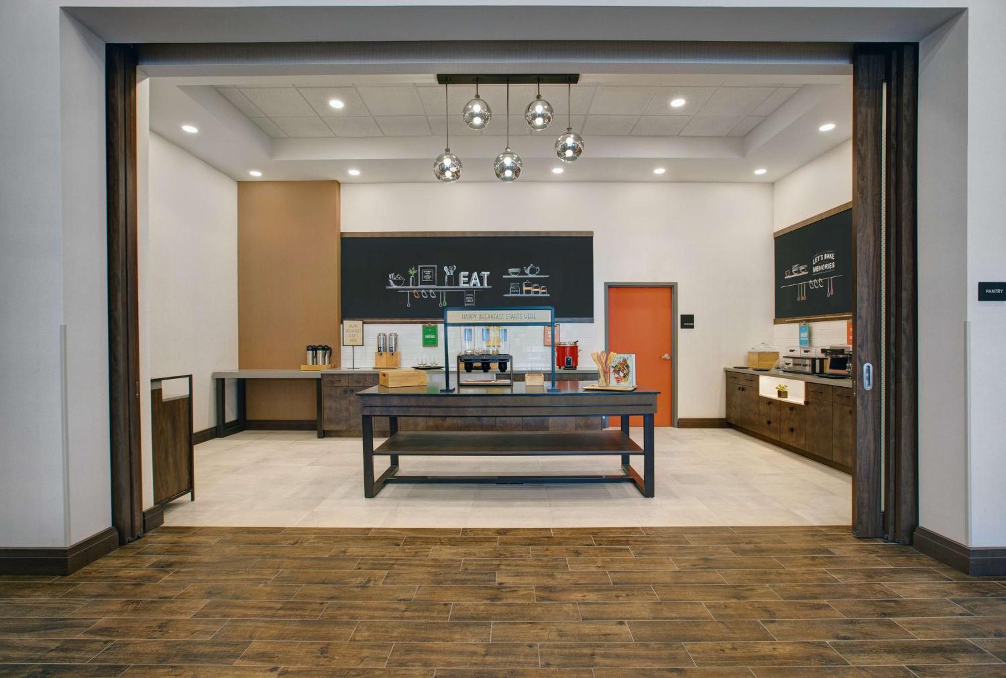 Hampton Inn & Suites By Hilton Waterloo St. Jacobs Екстериор снимка
