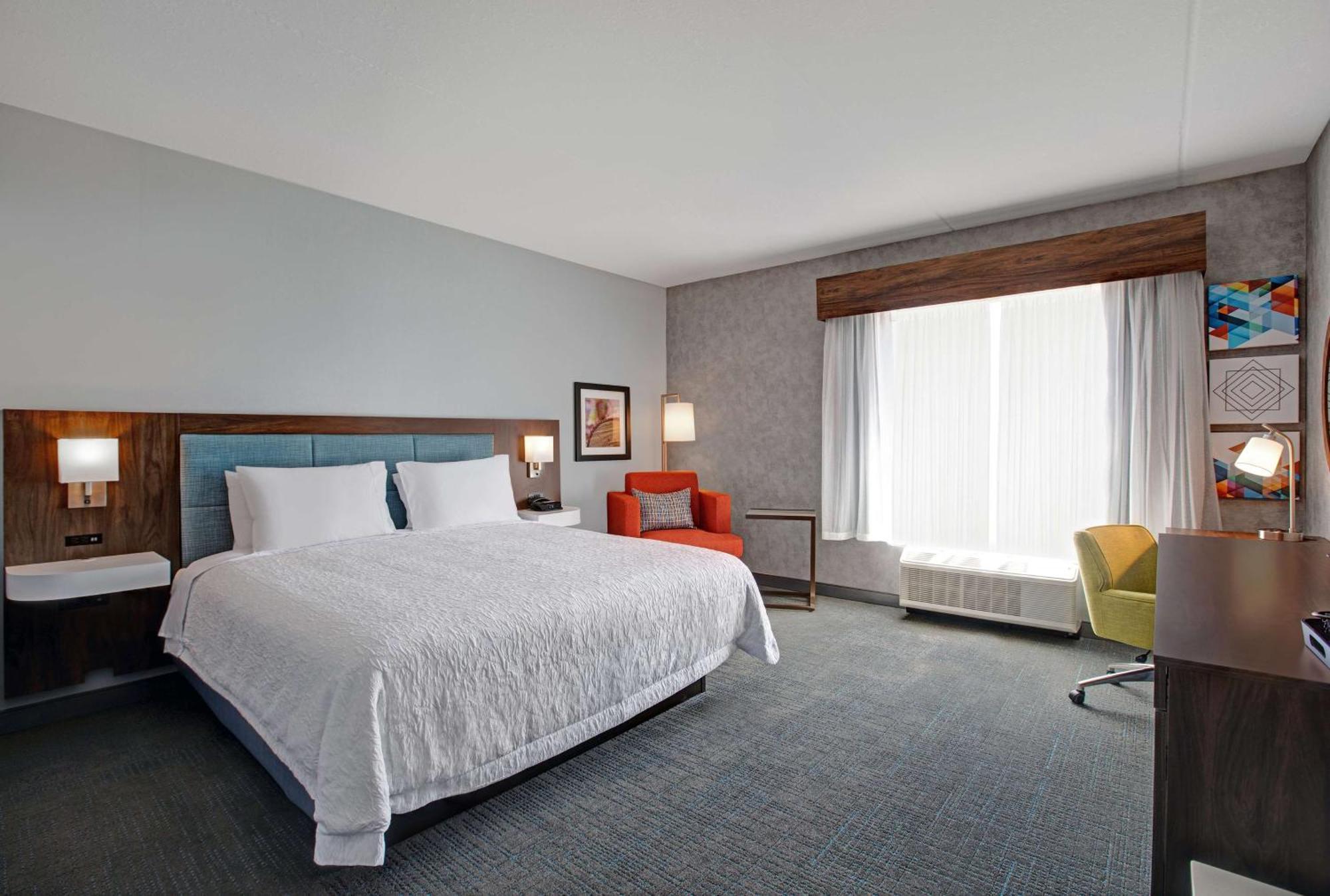 Hampton Inn & Suites By Hilton Waterloo St. Jacobs Екстериор снимка