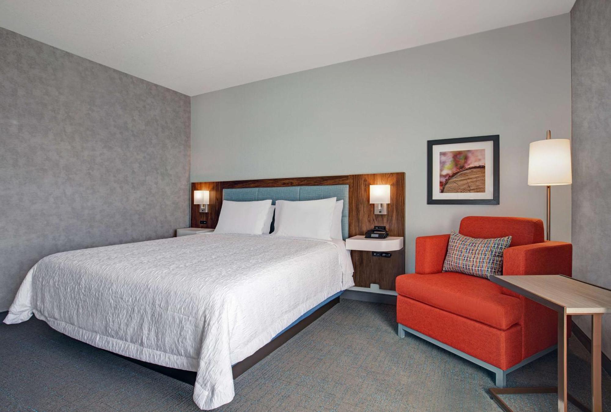 Hampton Inn & Suites By Hilton Waterloo St. Jacobs Екстериор снимка