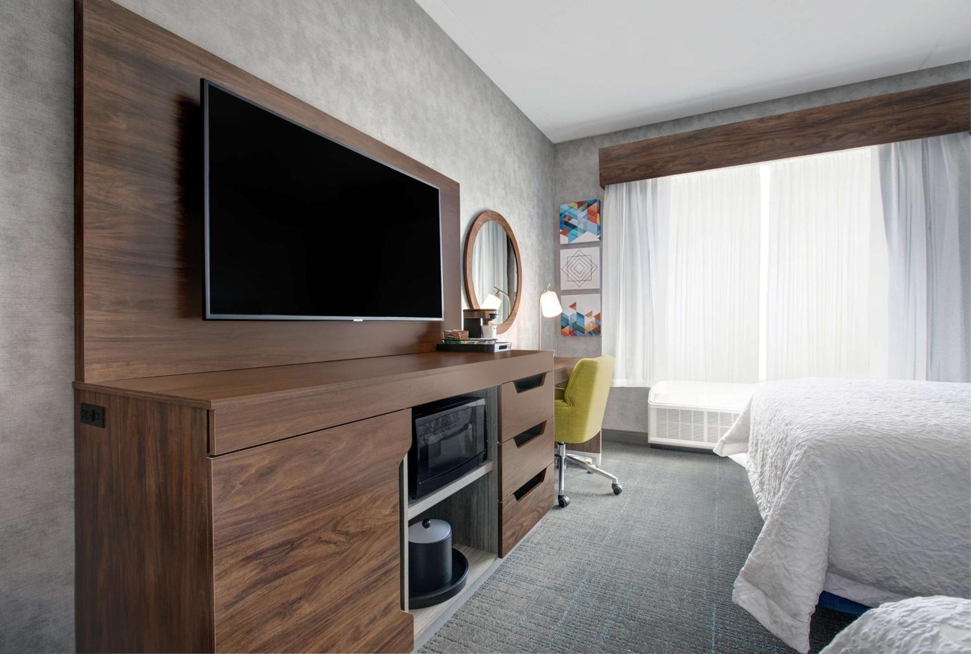 Hampton Inn & Suites By Hilton Waterloo St. Jacobs Екстериор снимка